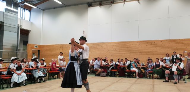 GTEV "Chiemgauer" Grabenstätt: Vereinspreisplattln, © Sepp Fleischmann GTEV "Chiemgauer" Grabenstätt: Vereinspreisplattln, © Sepp Fleischmann